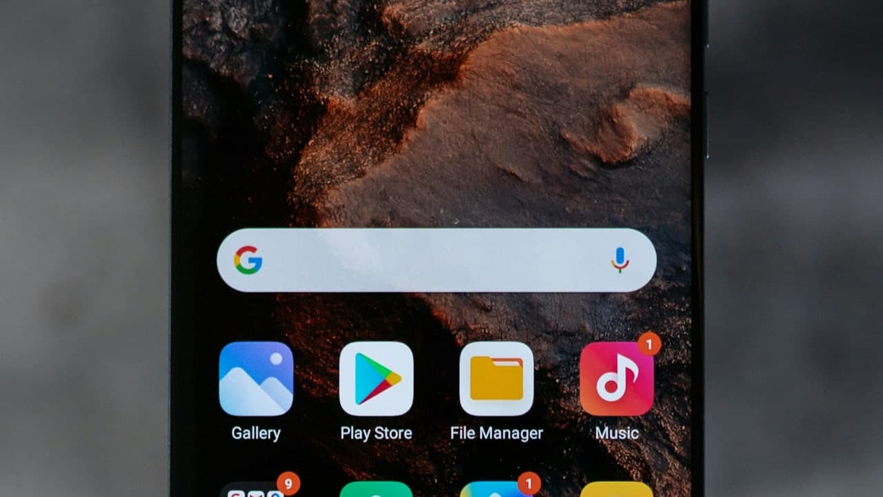How to Remove Objects From Photos on Android (Samsung, Pixel, Xiaomi & Free Web App)